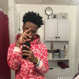 Meet your Posher, Isaac